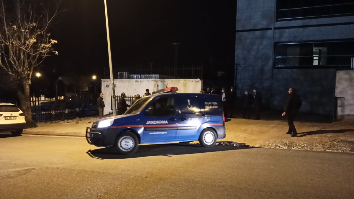 i Batman'da 10 yaşındaki çocuk ağaçta oynarken öldü