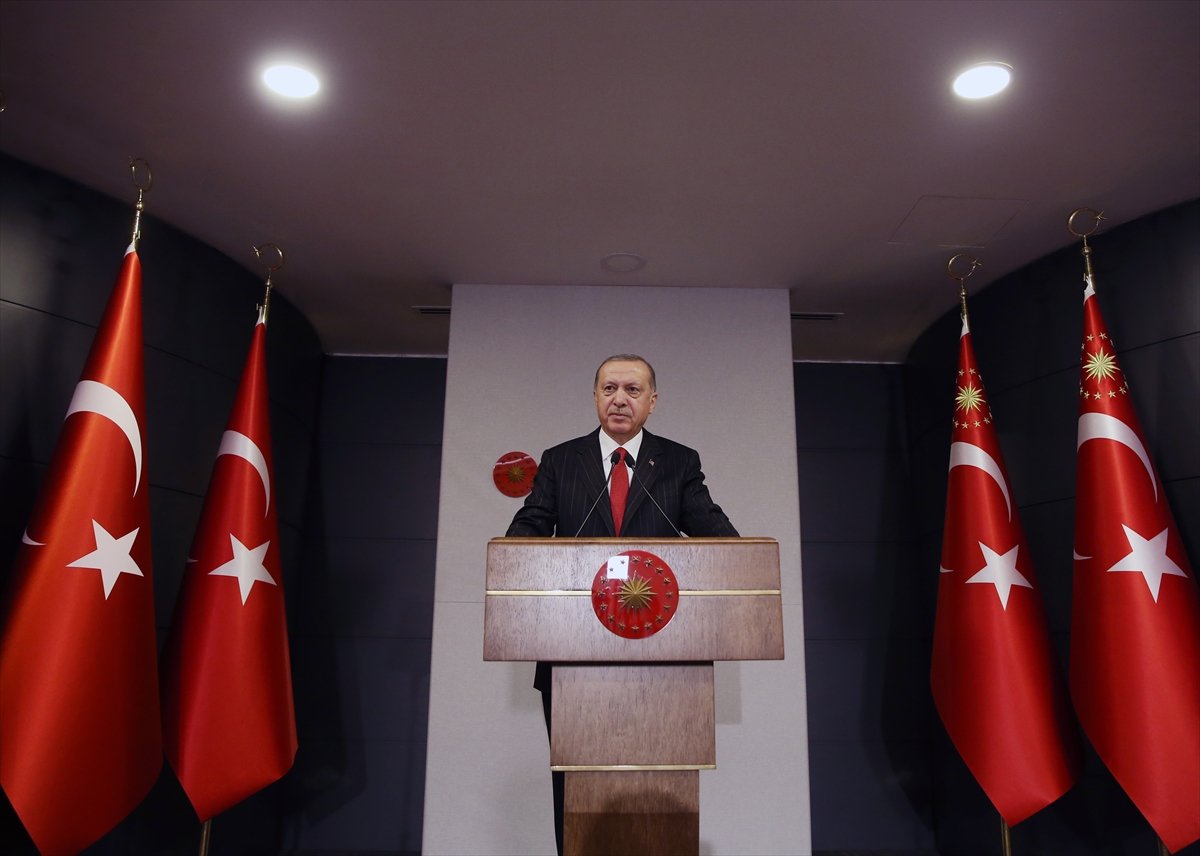 a Erdoğan: Hiçbir salgın Türkiye'den güçlü değildir
