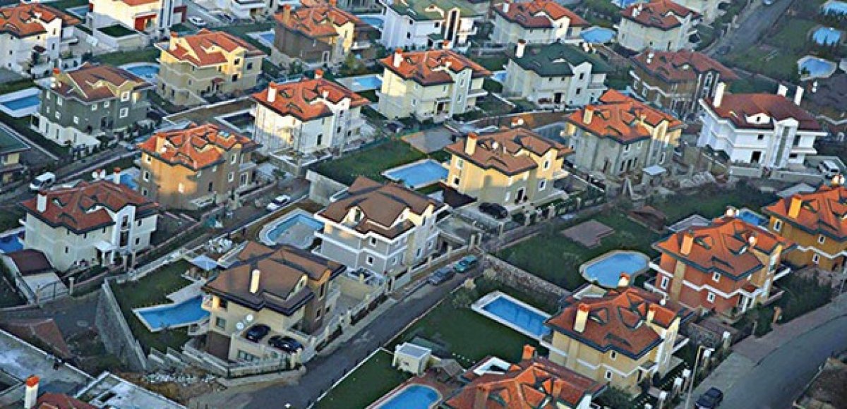 Acarkent villalarının yapı ruhsatları iptal edildi