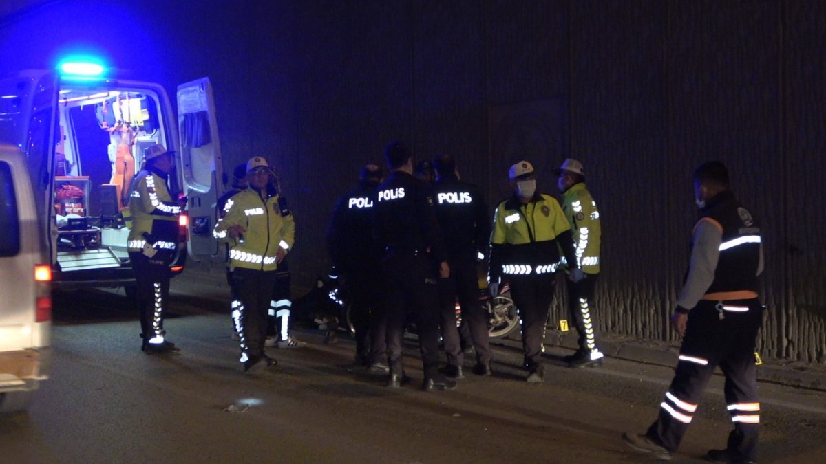 i Denizli'de duvara çarpan motosikletli kurtarılamadı