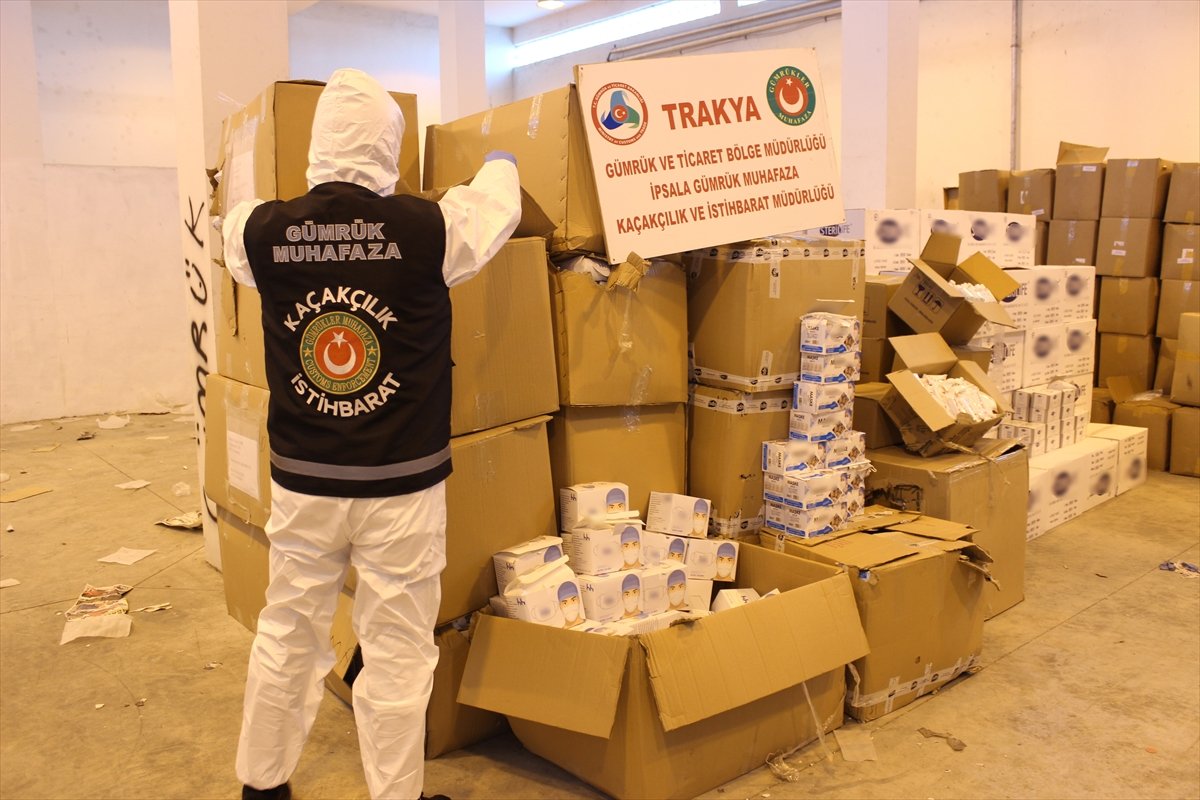 Edirne'de tıbbi malzemeyi yurt dışına kaçırmak istediler