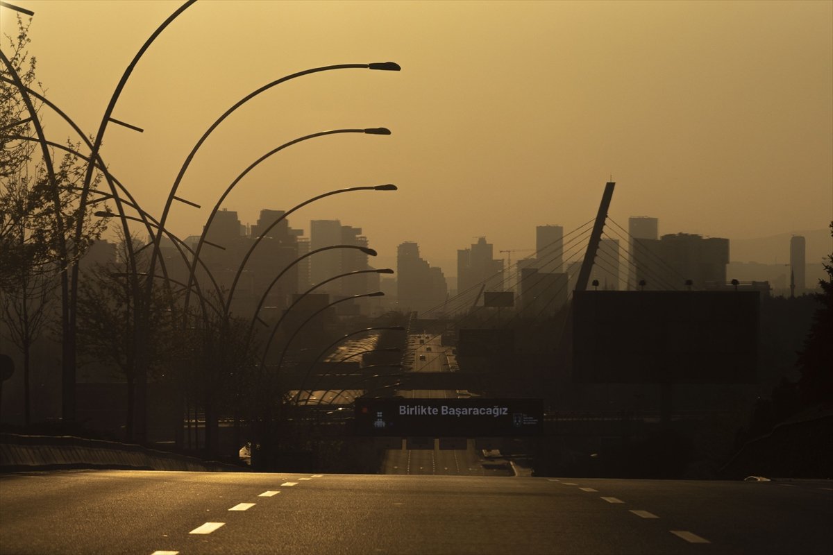 a İbrahim Kalın: Sokağa çıkma yasağı tekrar olabilir