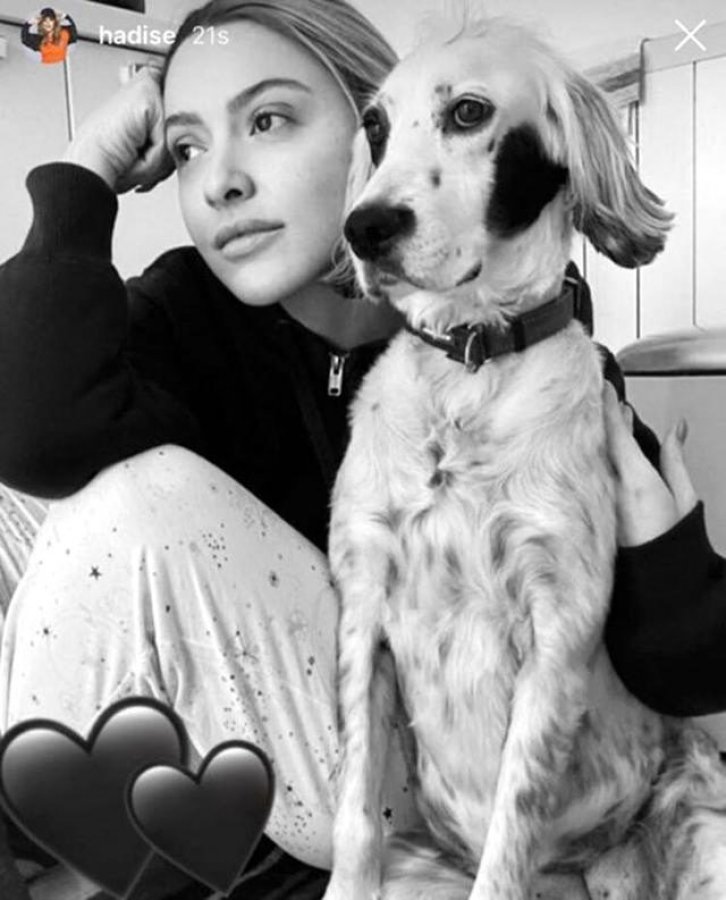 Kaan Yıldırım annesi ile babasını sildi