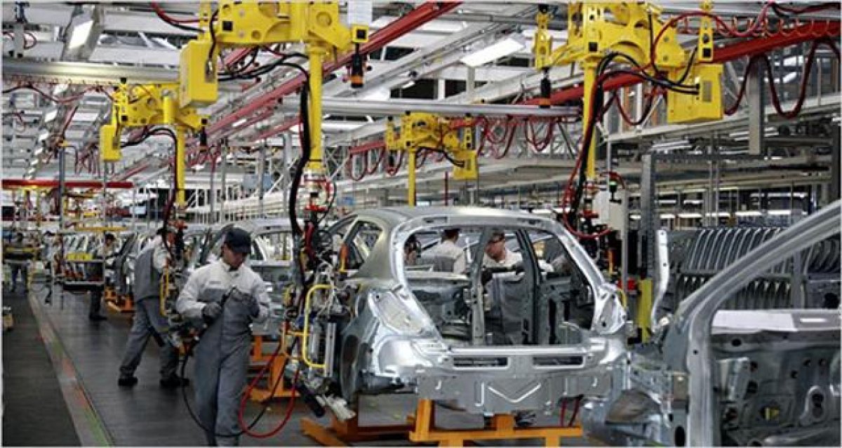 Hyundai, Renault ve Audi Avrupa'da yeniden üretime başladı