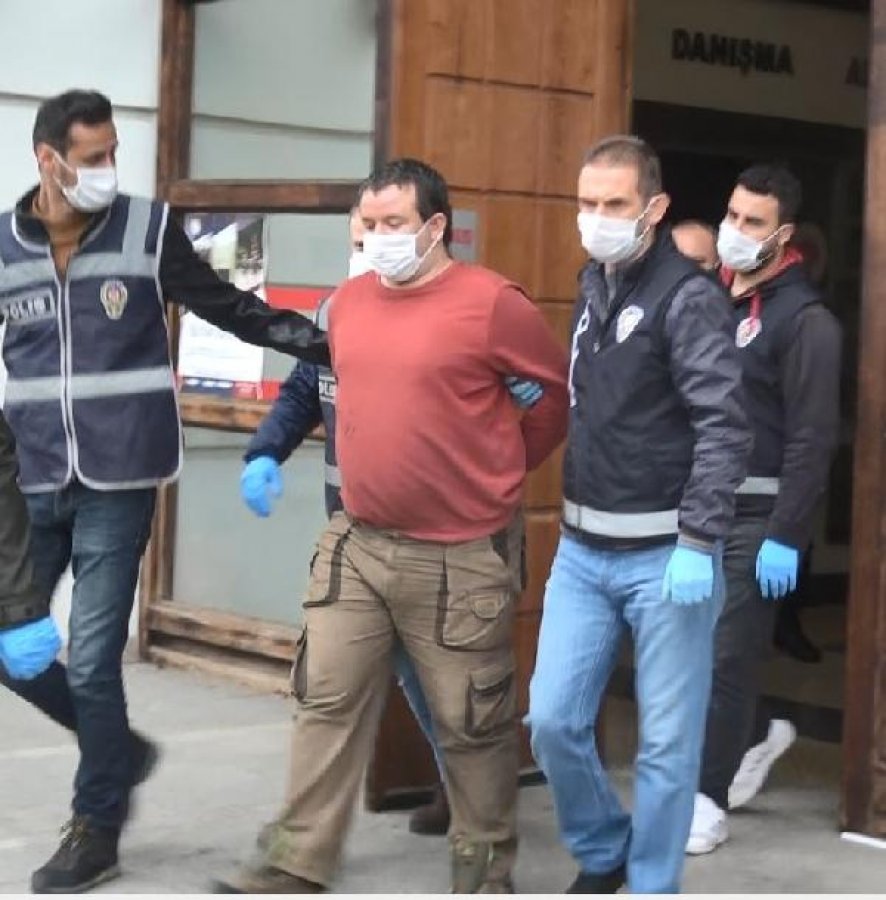 Karşılıksız sevdiği kadını öldüren saplantılı aşık yakalandı