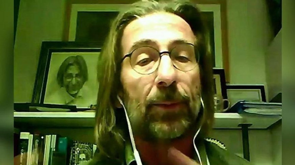 Sağlık Bakanı Koca'dan Ercüment Ovalı'ya tepki