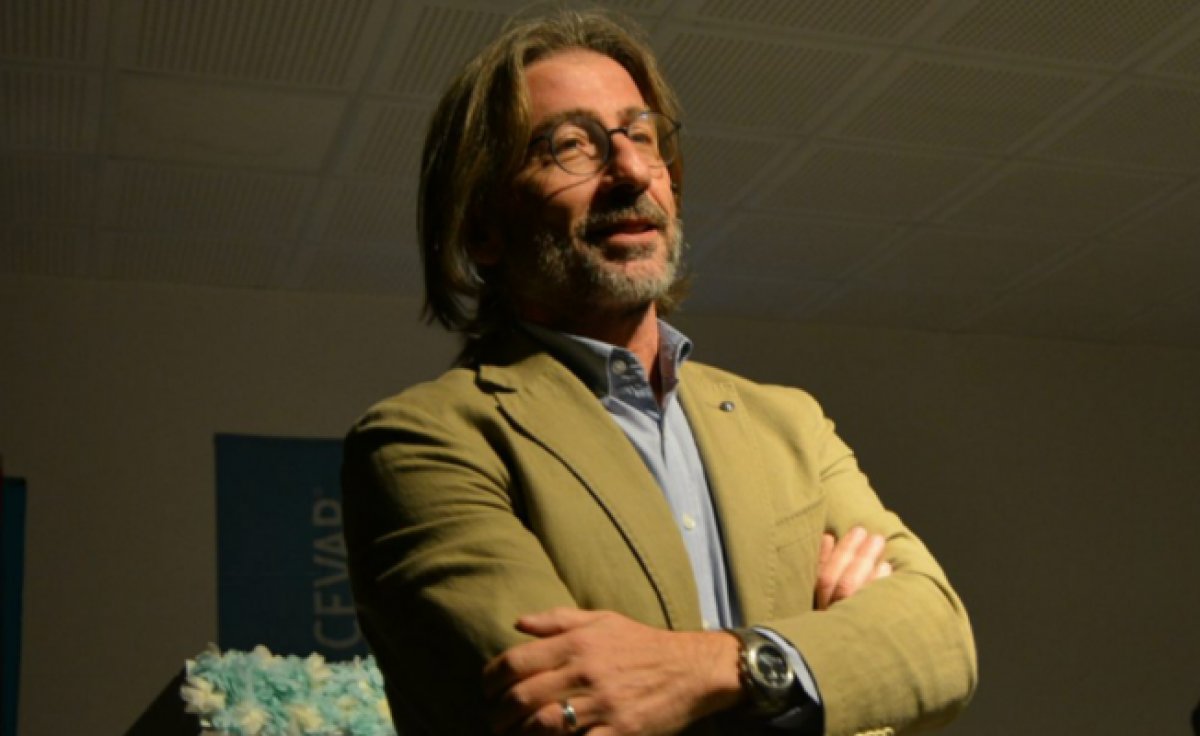 Koronavirüs üzerine çalışan Prof. Dr. Ercüment Ovalı kimdir? biyografisi 