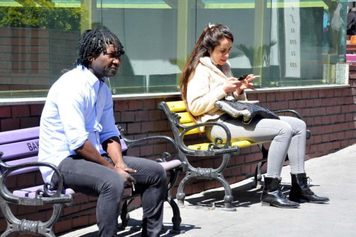 İstanbul sokaklarında dikkat çeken kalabalık