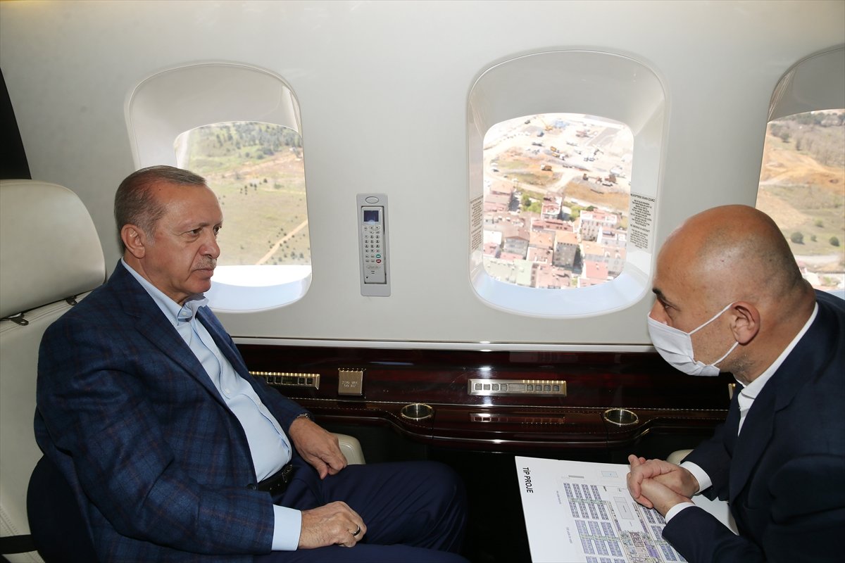 Cumhurbaşkanı Erdoğan, hastaneleri havadan inceledi