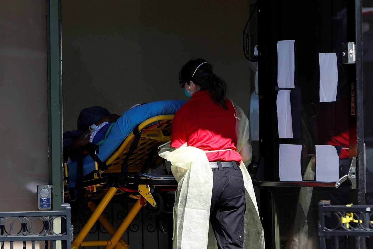 r ABD'de koronavirüsten ölenlerin sayısı 40 bini geçti