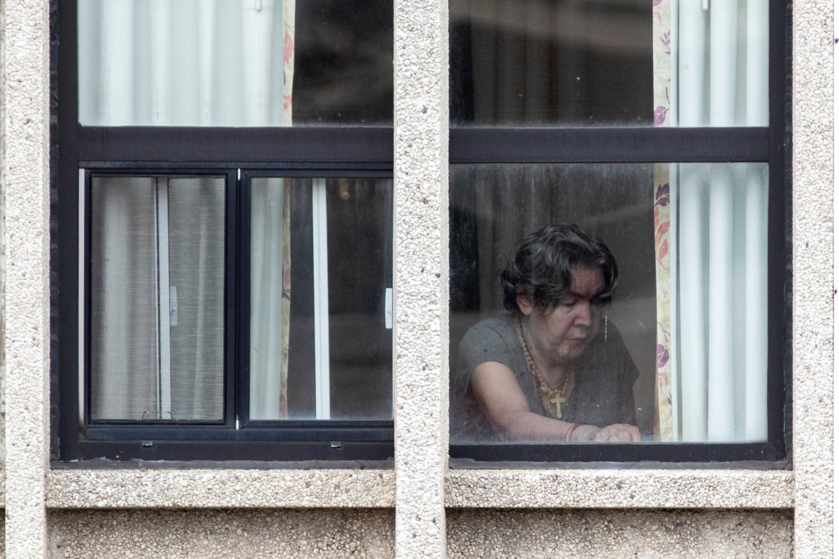 r Kanada'da yaşlılar korona korkusuyla ölüme terk edildi