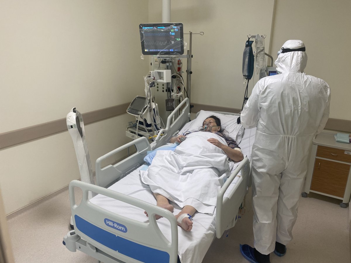 i Koronalı hastalar bu robotla kontrol ediliyor