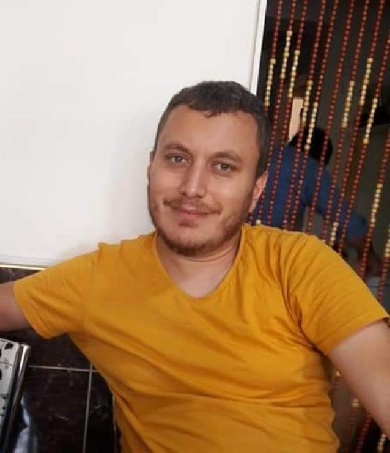 d Ağabeyini ve yeğenini öldürdü, yengesini yaraladı