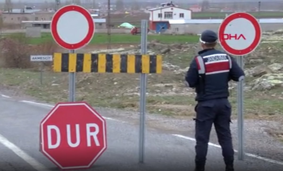 Karantinadan maaş çekmek için kaçtı, jandarma yakaladı