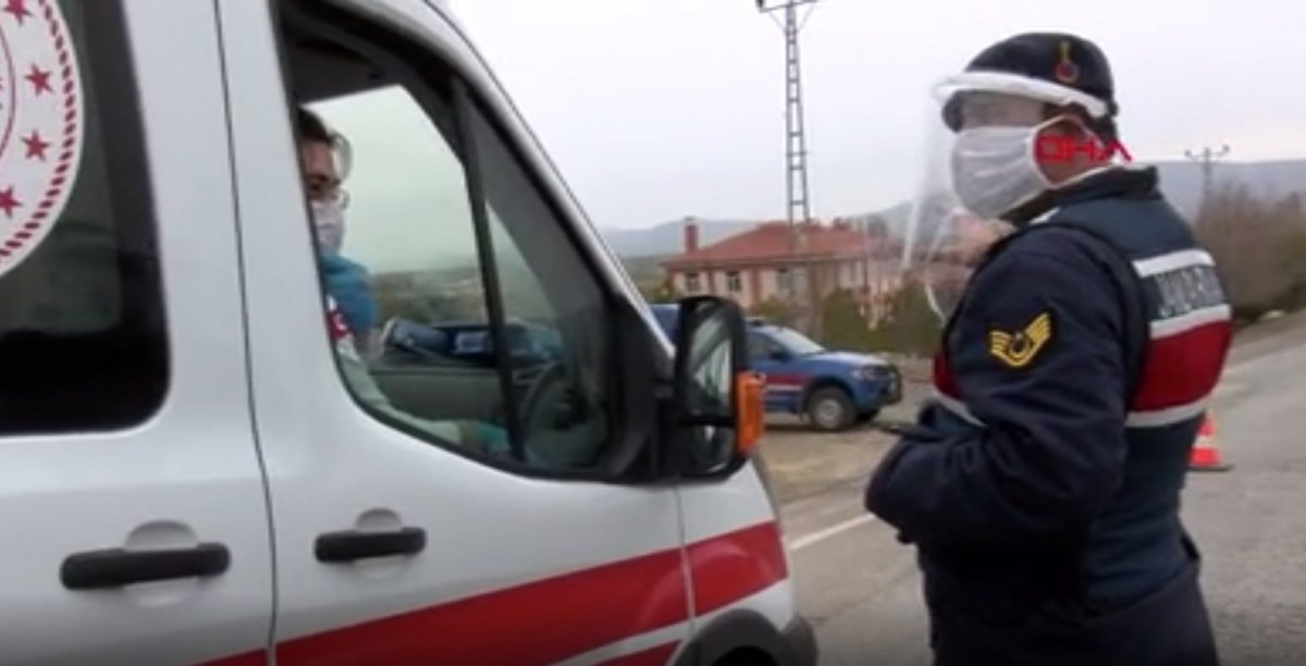 Karantinadan maaş çekmek için kaçtı, jandarma yakaladı