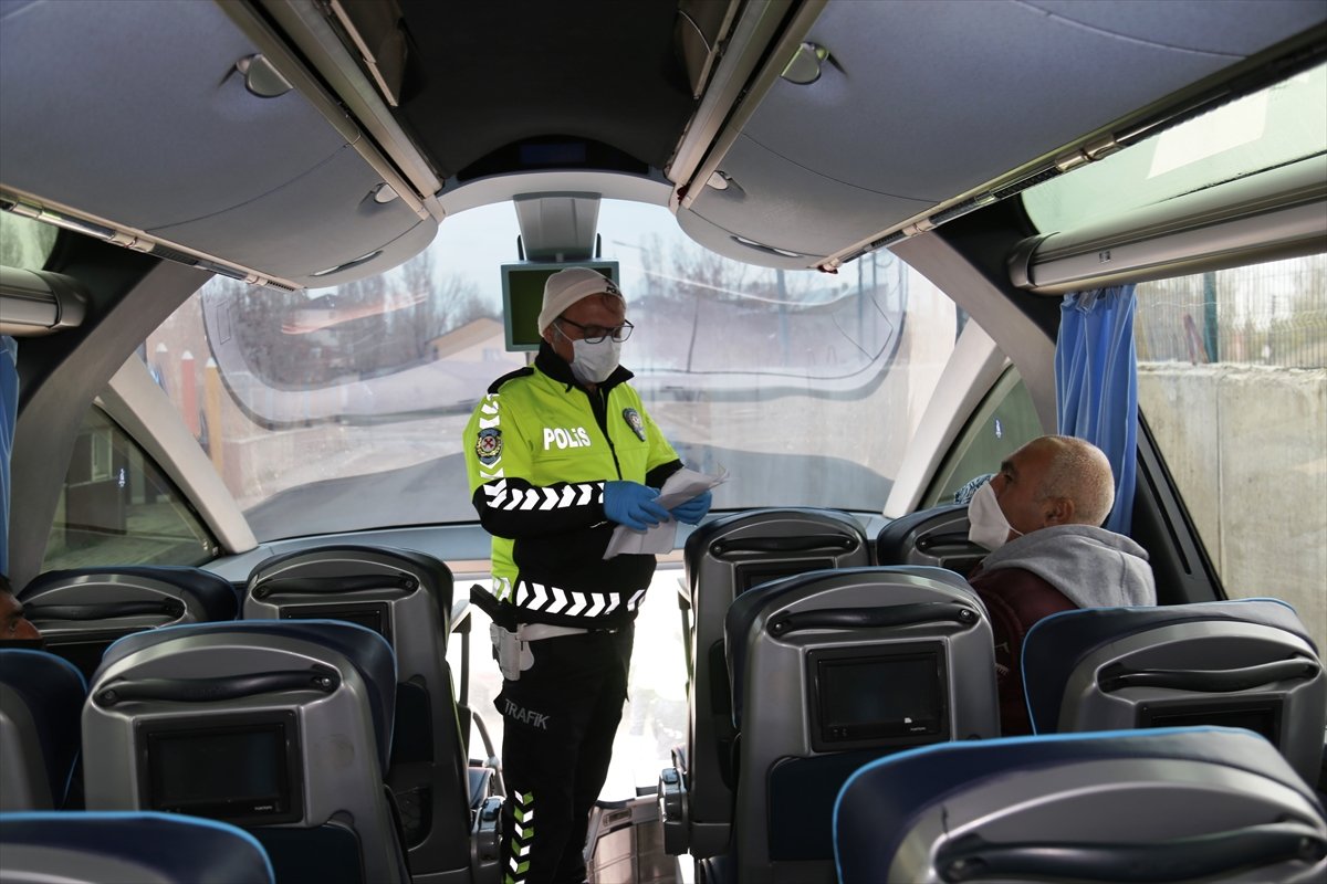 a Sahte izin belgeli yolculara ceza