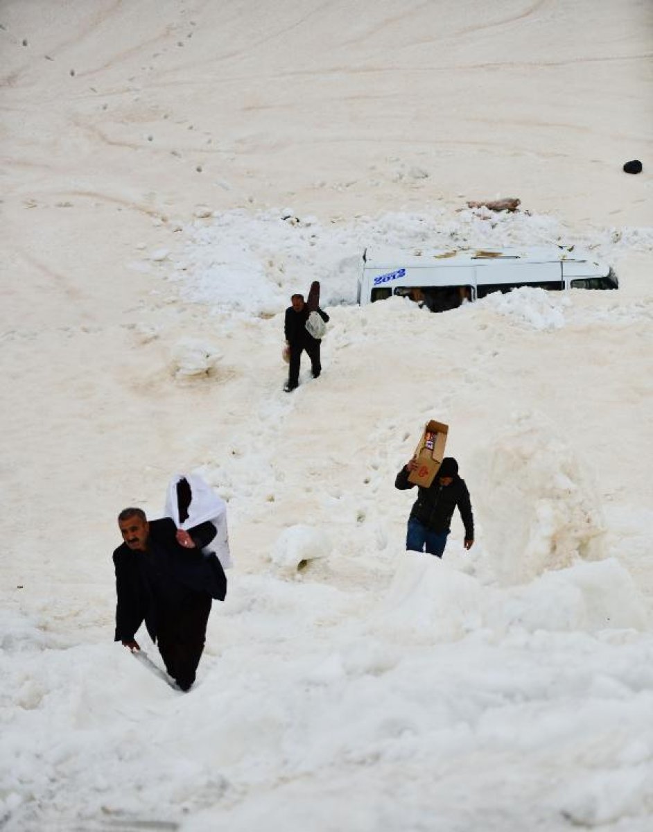 i Van'da çığın altında kalan minibüse 3 ay sonra ulaşıldı