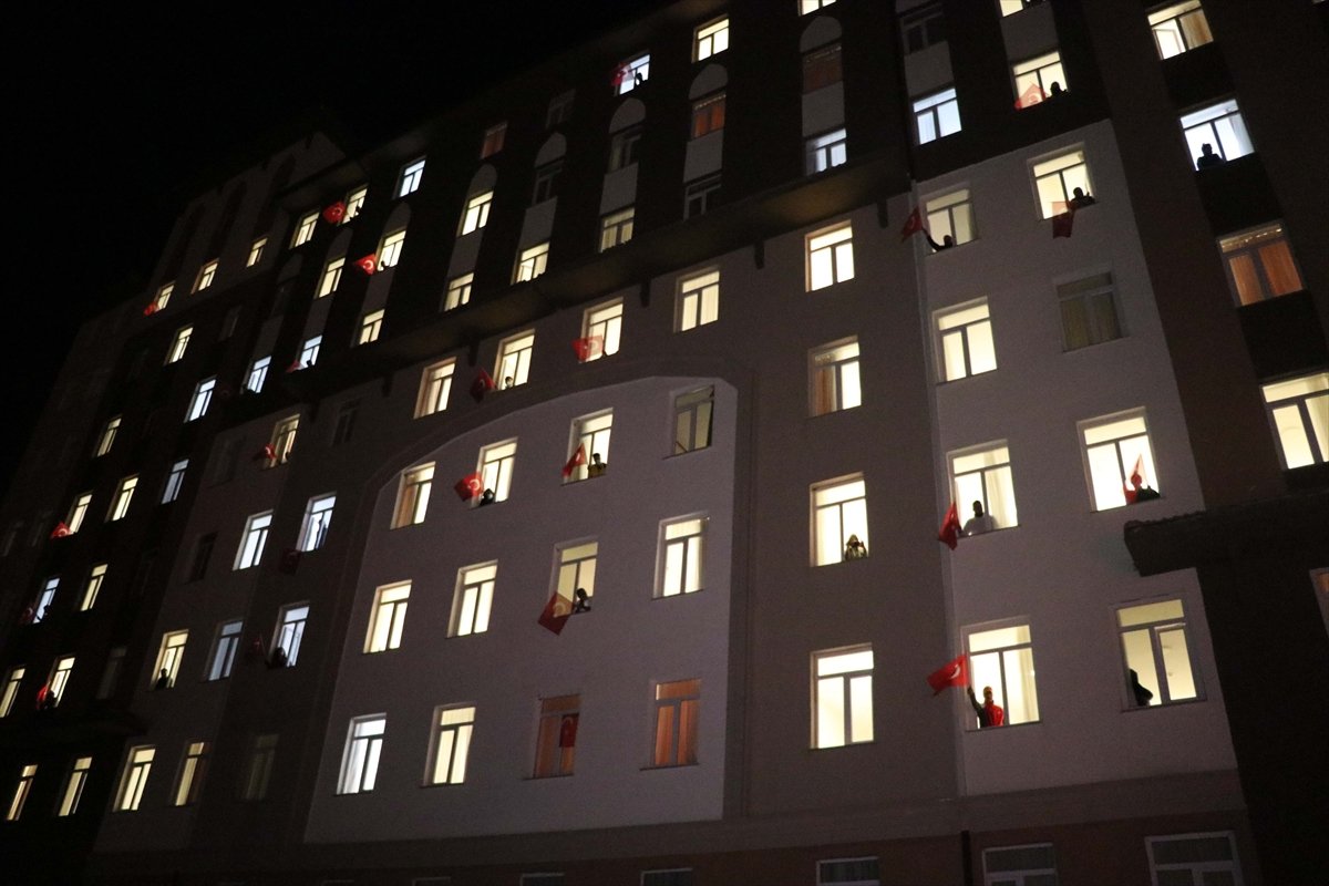 Yurtta İstiklal Marşı coşkusu