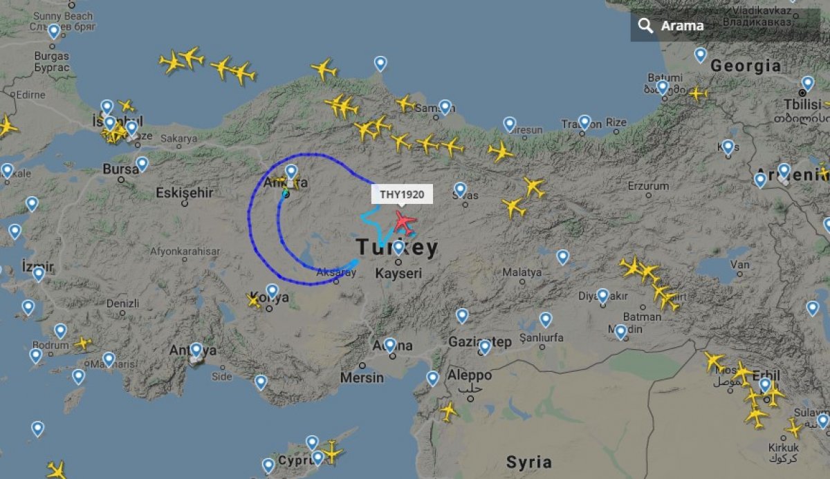 Türk Hava Yolları, dünyanın en büyük bayrağını açtı
