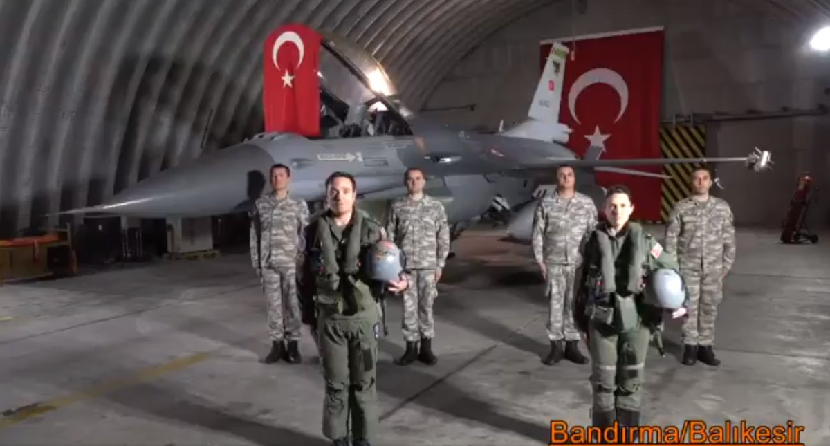 Mehmetçik de İstiklal Marşı okudu