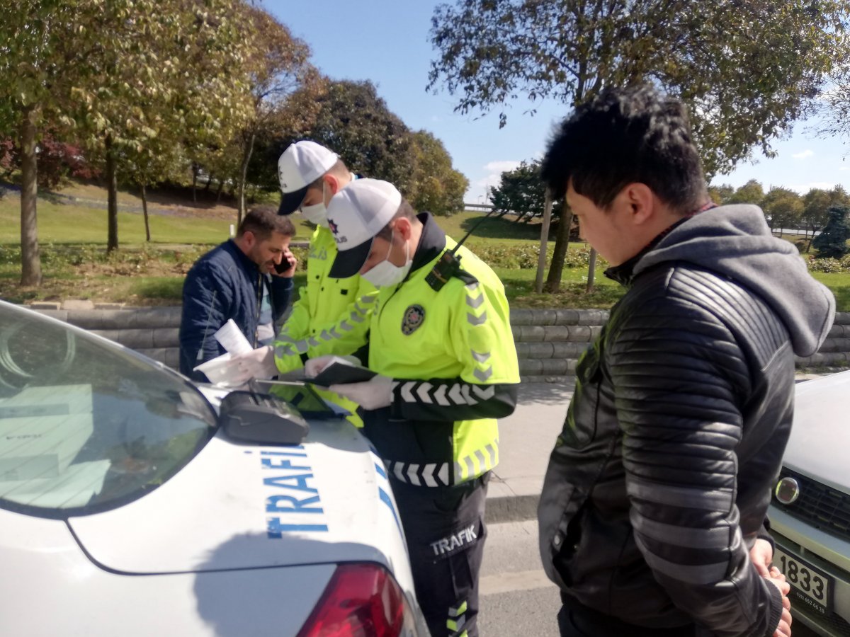 Yasağa rağmen sokağa çıkan adamdan ilginç bahane
