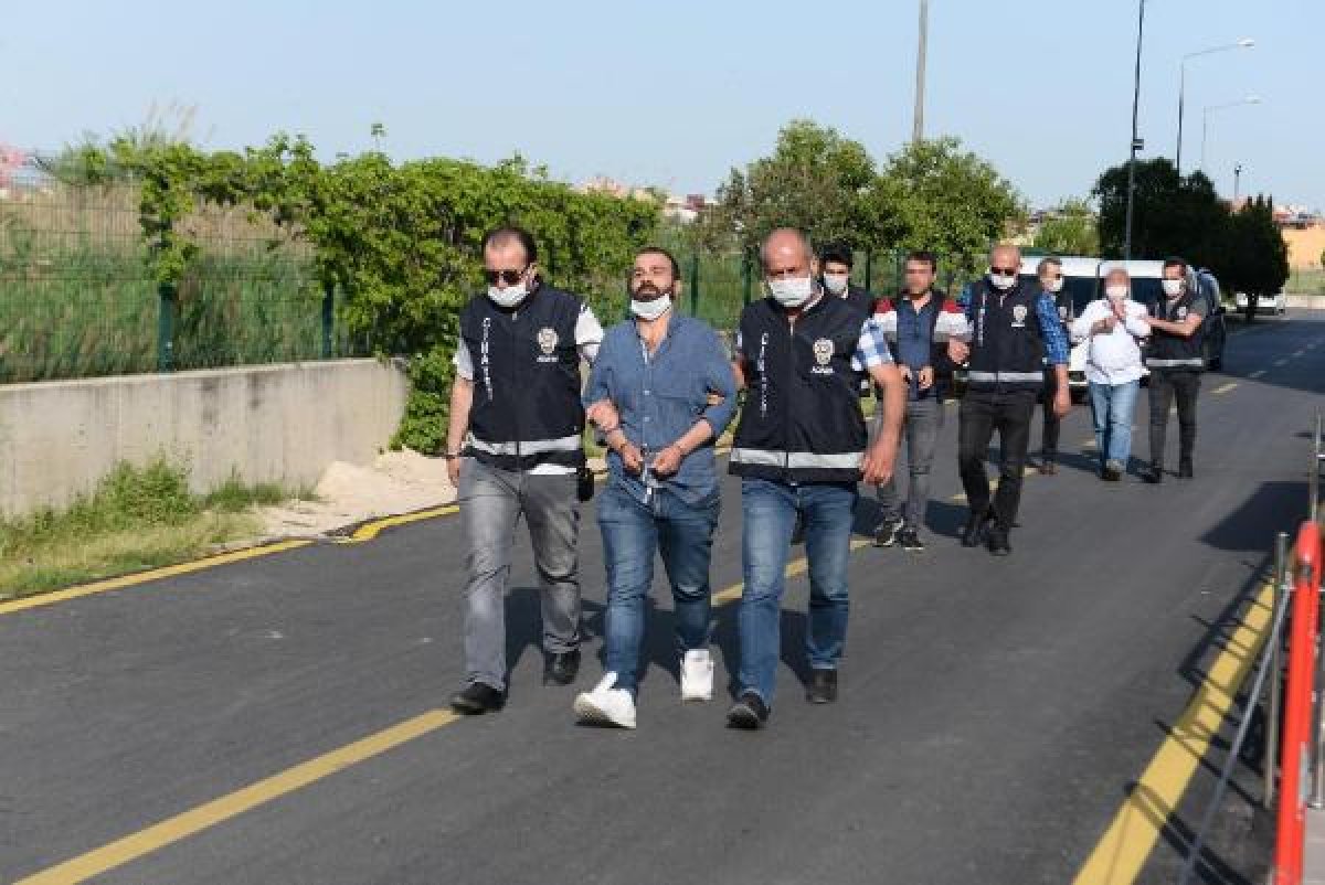 d Barışmak için gelen kayınbiraderini öldürdü