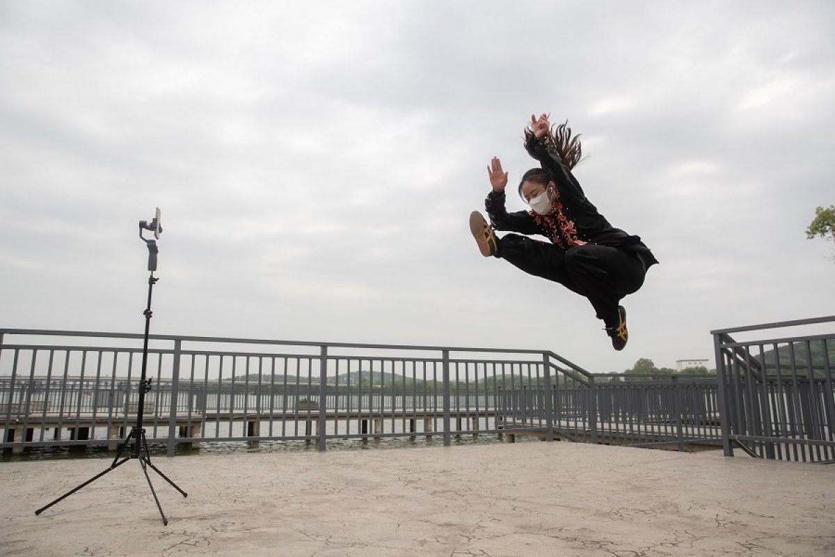 Çin basınından virüsten kurtulduk mesajı