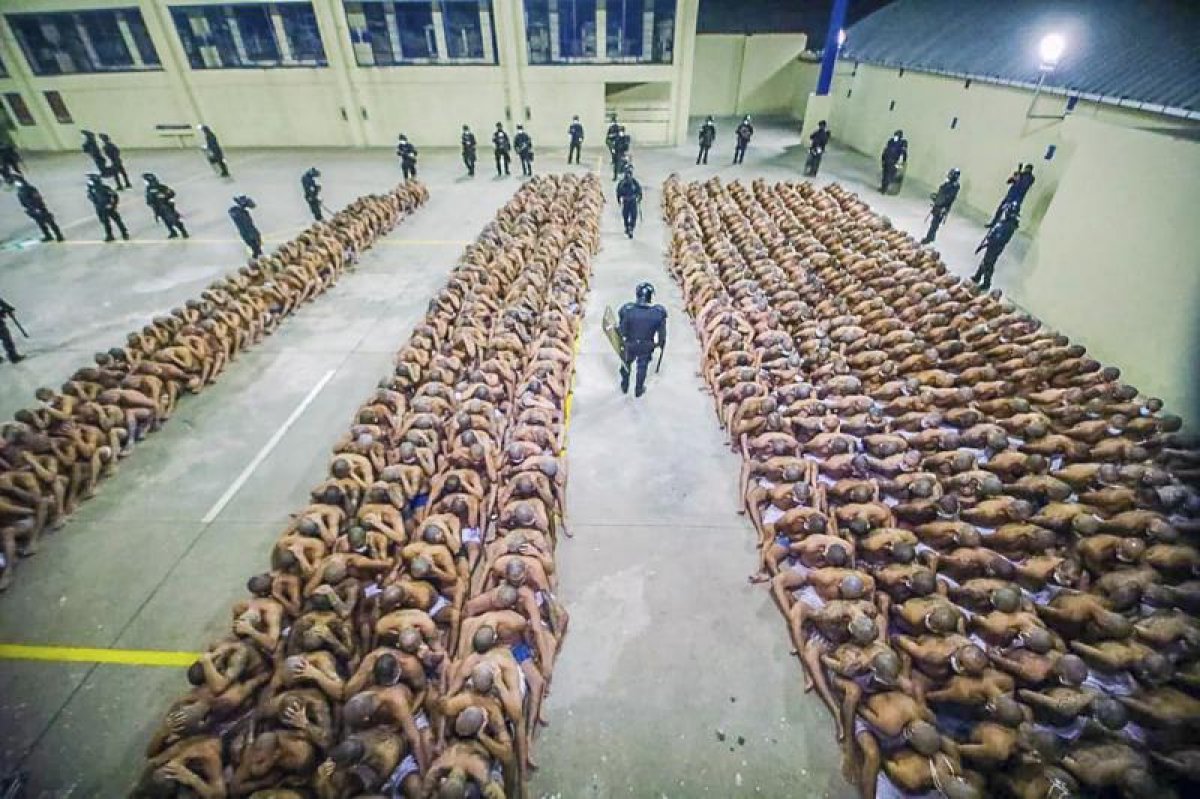 El Salvador'da çete üyelerine hücre cezası