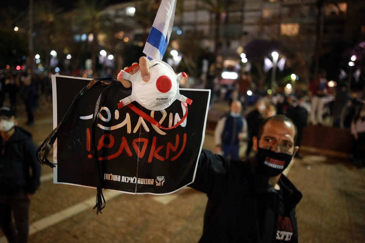 a İsrail'de Netanyahu protestosu