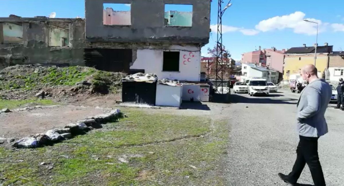 i Sokağa çıkma kısıtlamasını hiçe sayıp, güvercinler için kavga ettiler