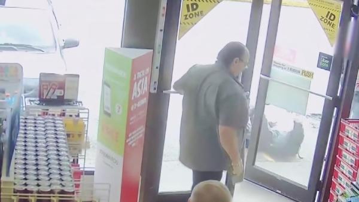 d Kanada’da yaşlı adama ırkçı saldırı