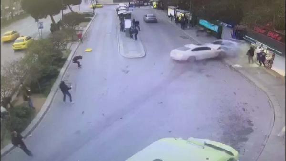 d 17 yaşındaki sürücü bir kişinin ölümüne neden oldu