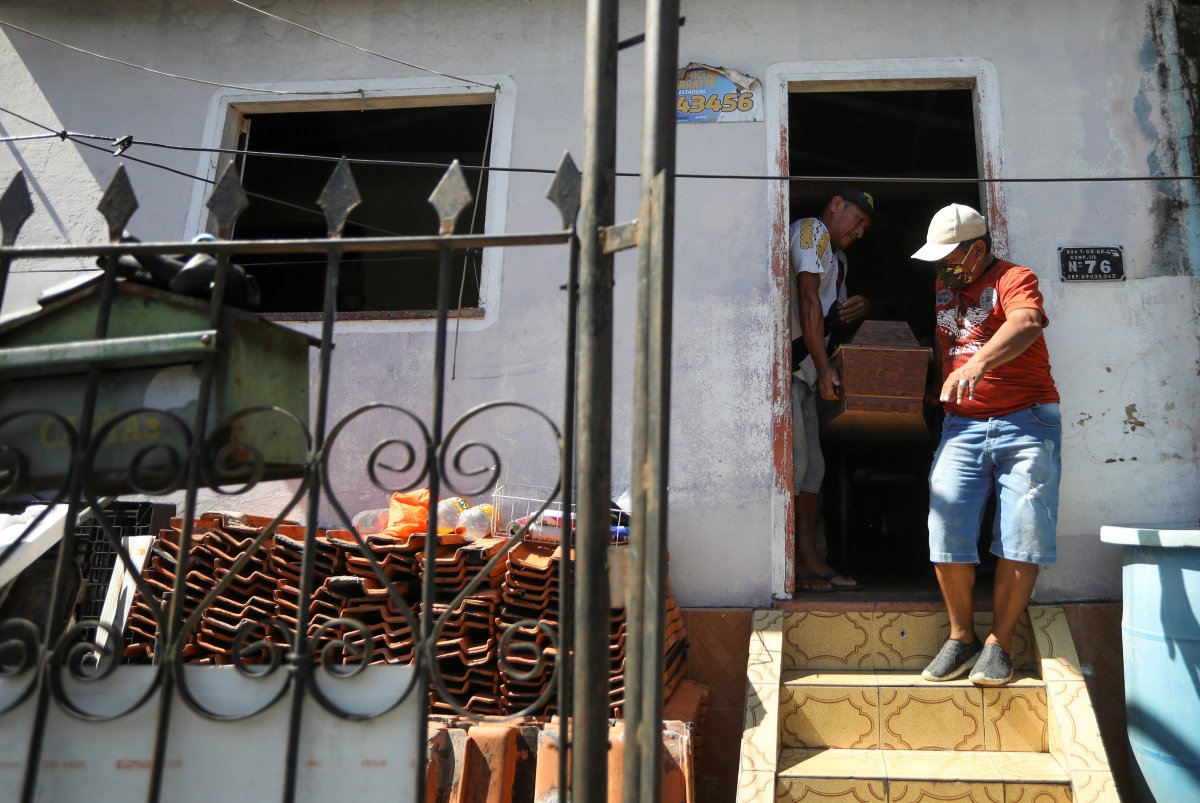 r Bolsonaro, ülkesindeki koronavirüs ölümlerine aldırmadı