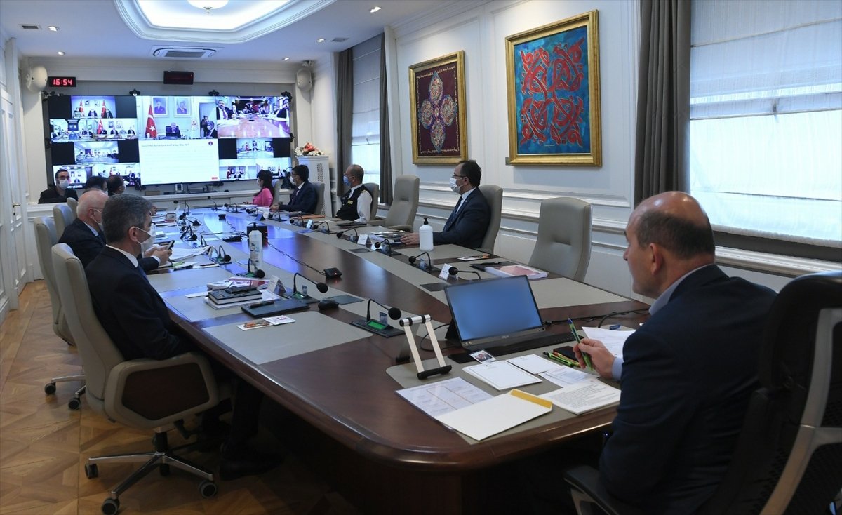 Süleyman Soylu başkanlığında güvenlik toplantısı yapıldı