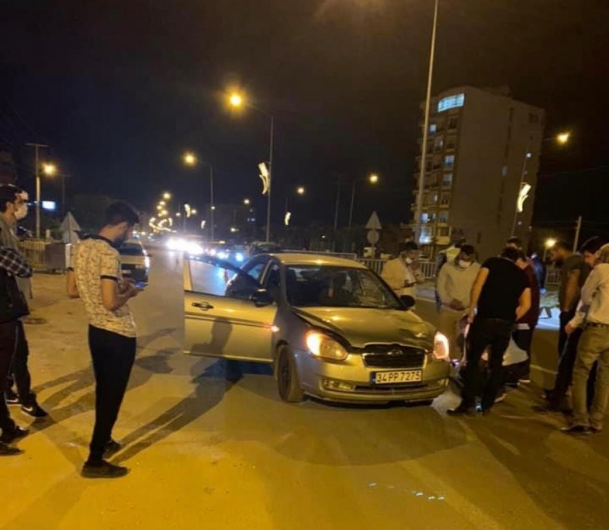 i Otomobilin çarptığı yaşlı kadın hayatını kaybetti