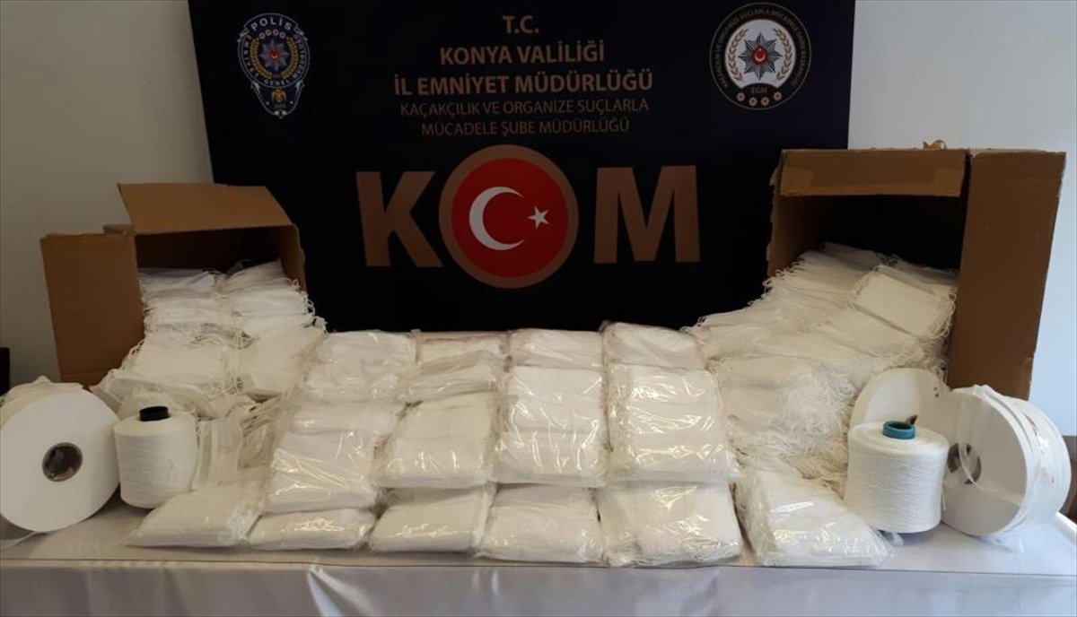 Konya'da 17 bin kaçak maske yakalandı