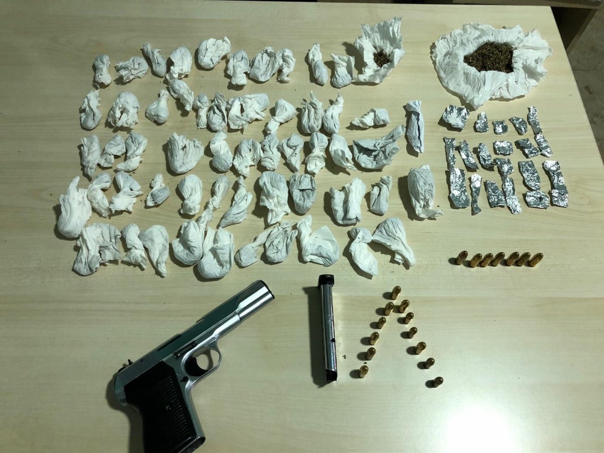 i Bursa'da narkotik operasyona balkonlardan destek