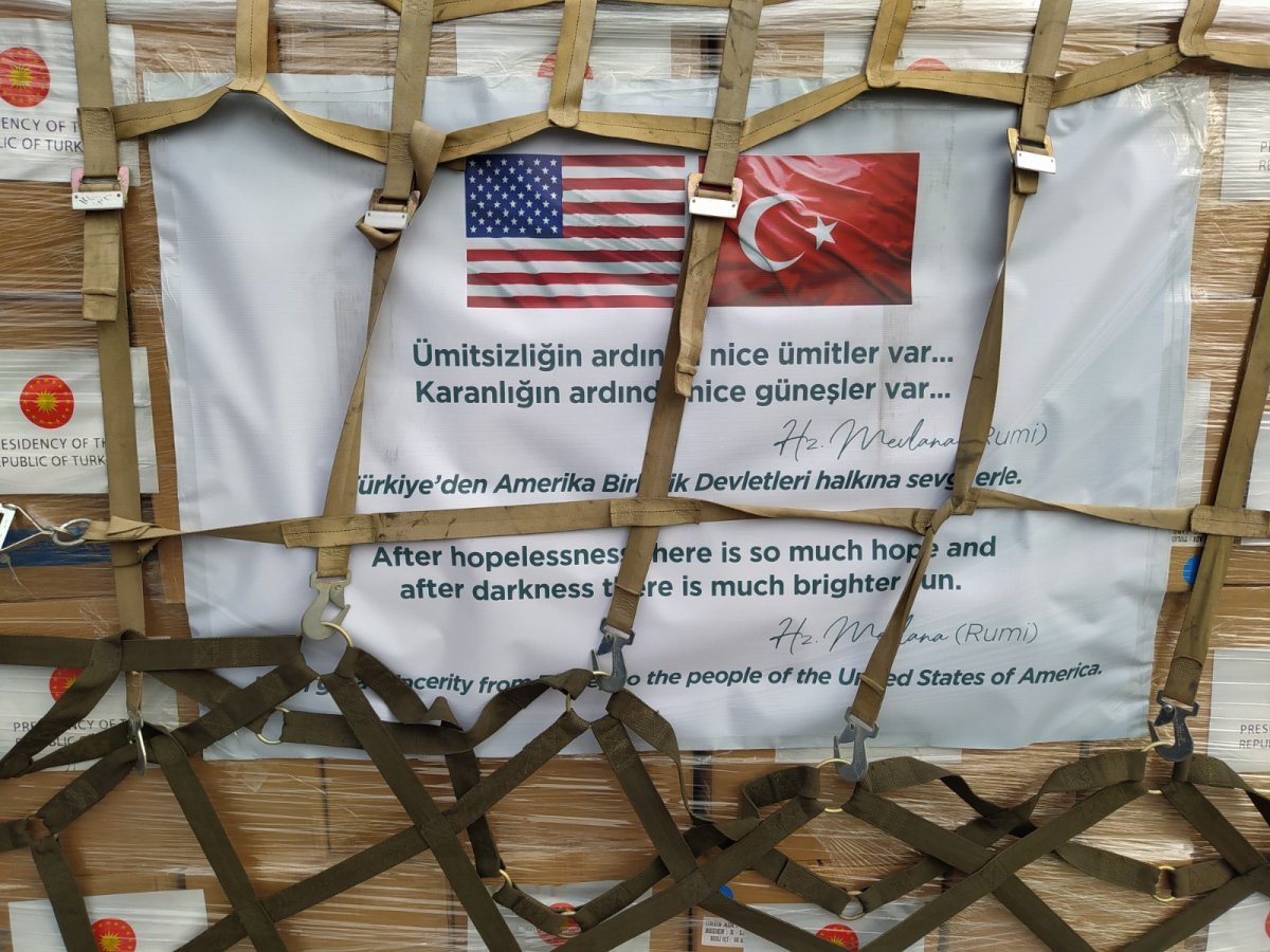 Türkiye'nin gönderdiği ikinci yardım uçağı ABD'ye ulaştı