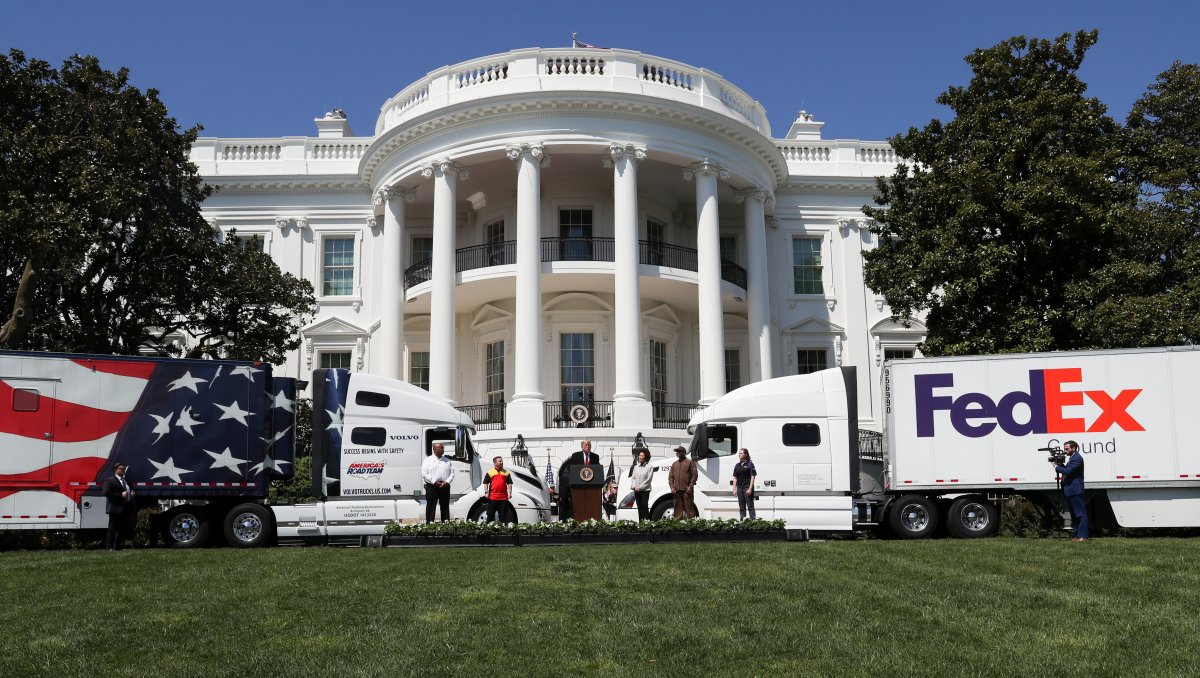 r Tırcılardan Beyaz Saray önünde protesto