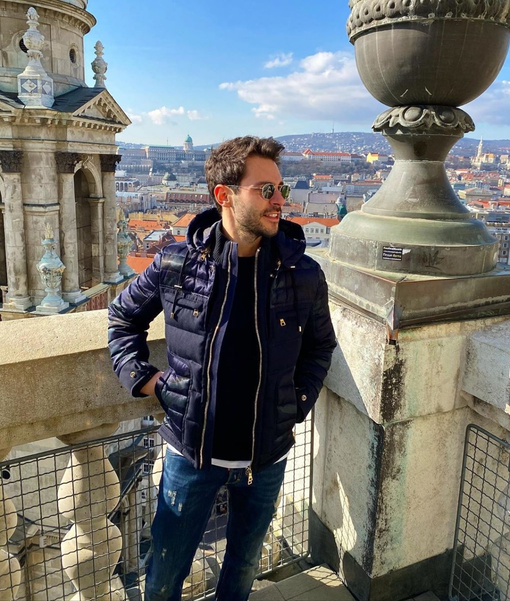 Hakan Sabancı ile Alya aşkı belgelendi