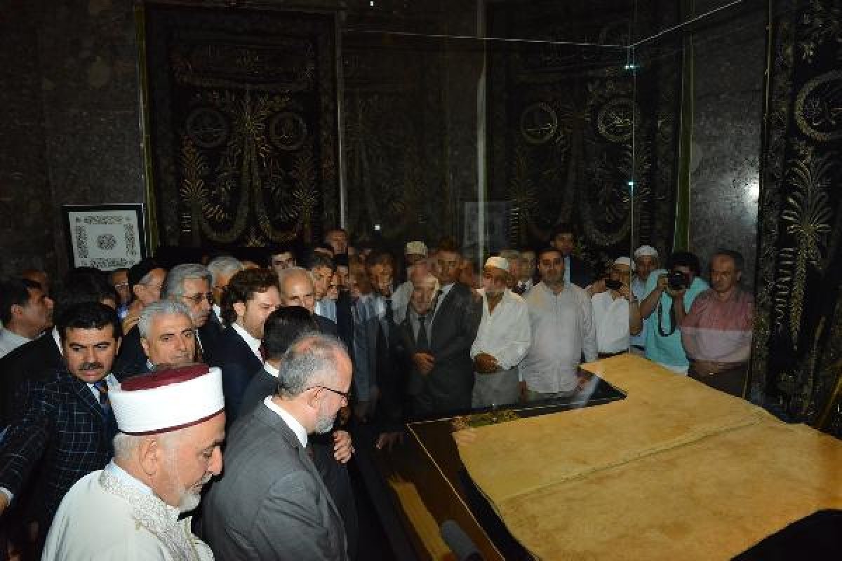 Hırka-i Şerif 2010 yılından bu yana ilk kez kapalı