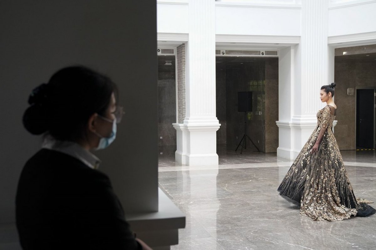 r Korona sonrası Çin’de moda haftası