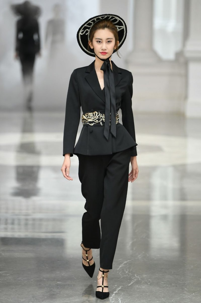 r Korona sonrası Çin’de moda haftası