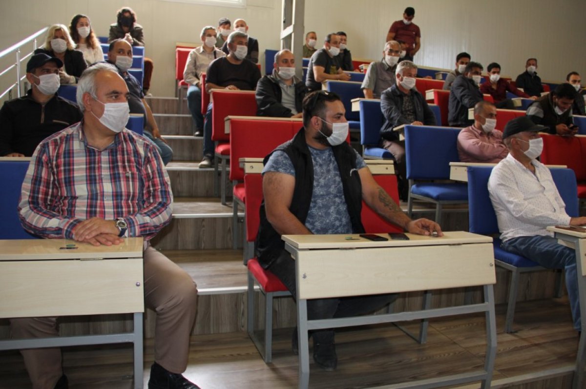 Koronavirüs çiçekçileri fena vurdu