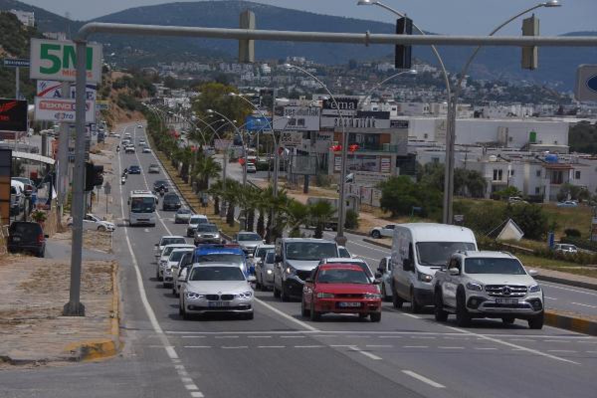 d Bodrum'a kısıtlama sonrası 6 bin araç giriş yaptı