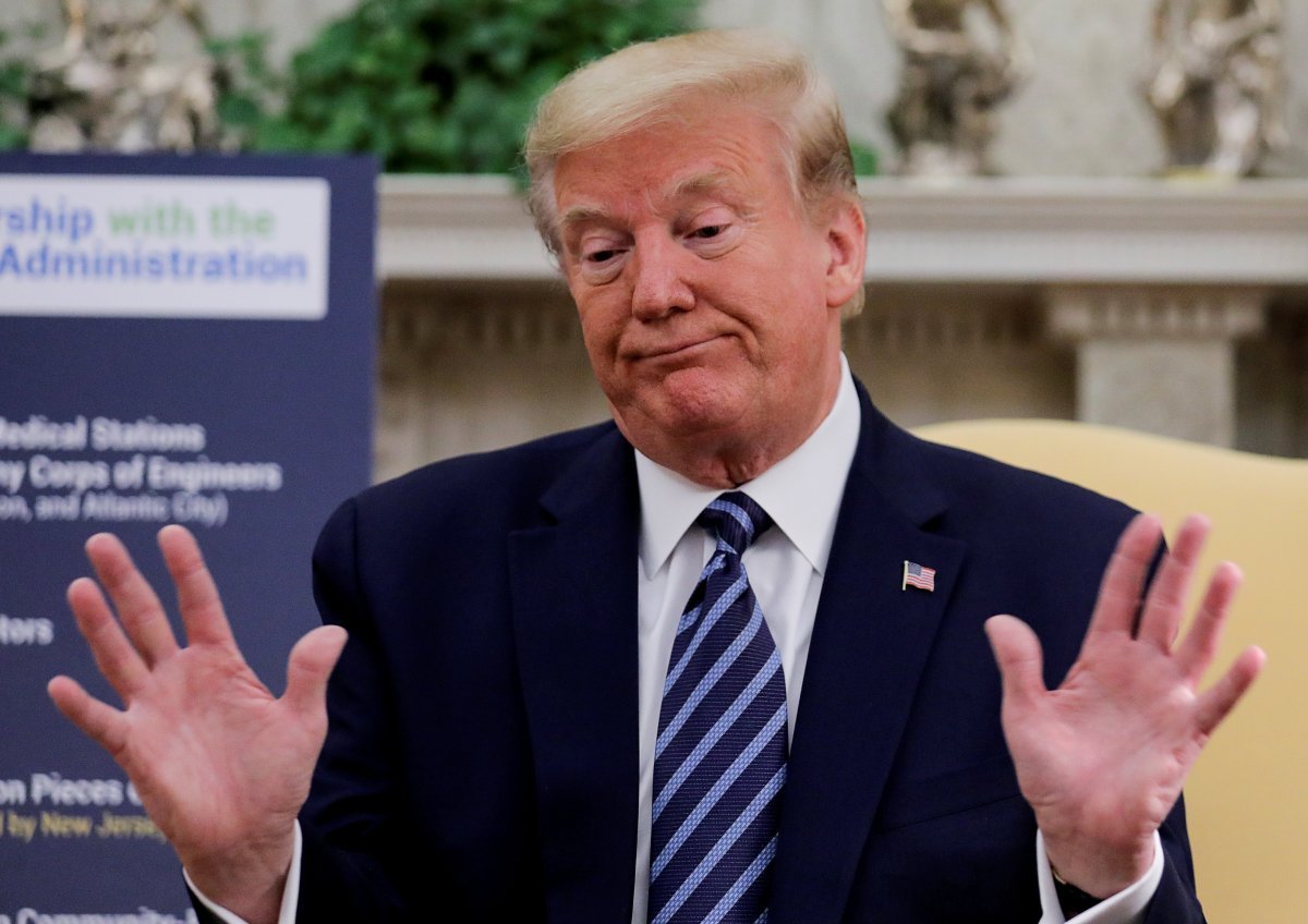 Trump koronavirüs salgınını tam 44 kez hafife aldı