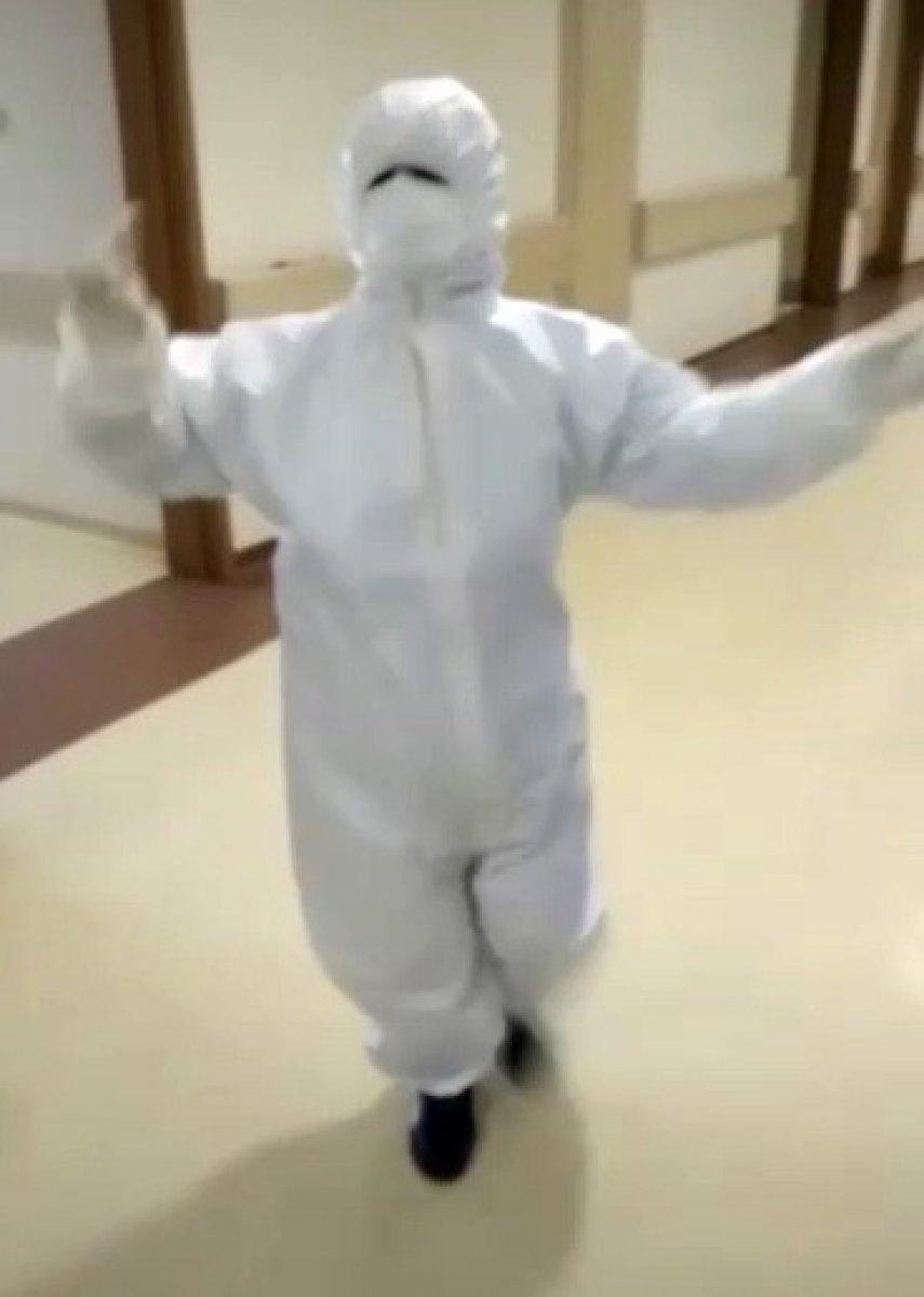 i Korona hastaları azalınca erik dalı oynadılar