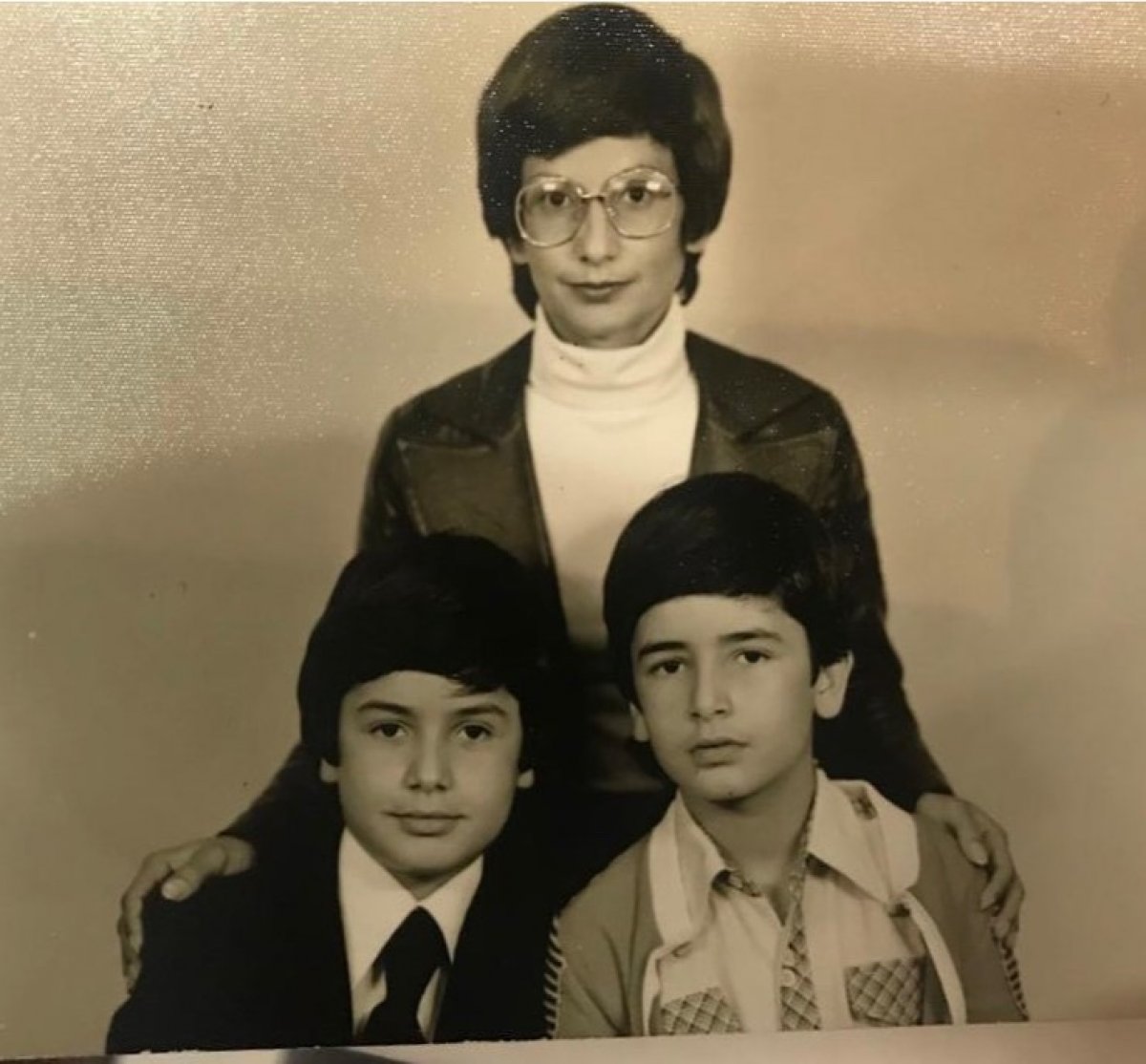 Acun Ilıcalı, annesini paylaştı