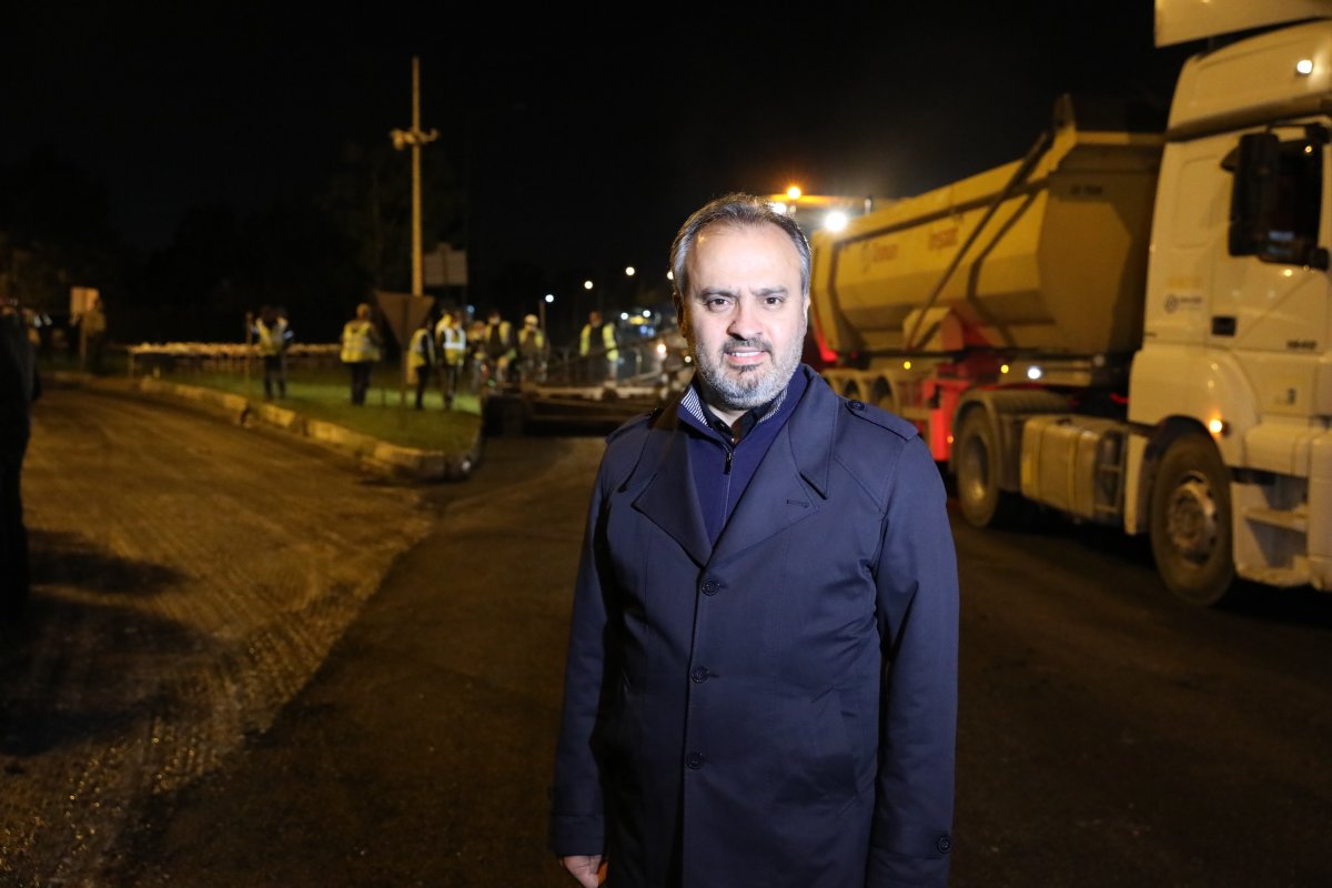 Bursa için sahurda asfalt vakti