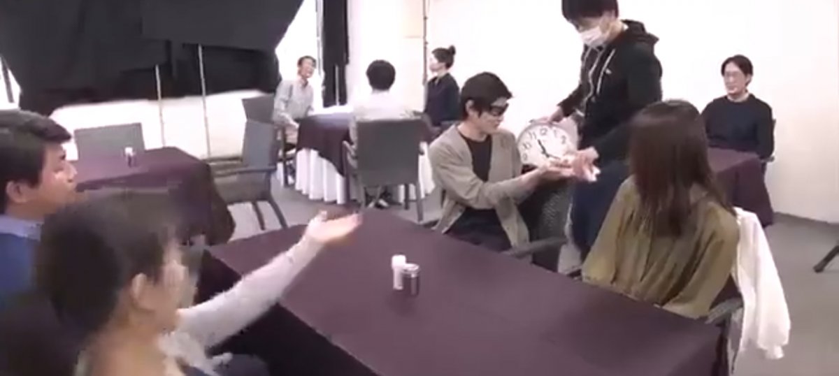 Toplu yemekte koronavirüsün bulaşma tehlikesi